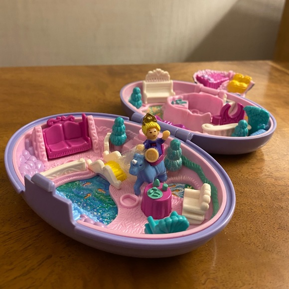 Vintage 1995 Polly Pocket Unicorn Meadow 🦄 - Picture 11 of 16